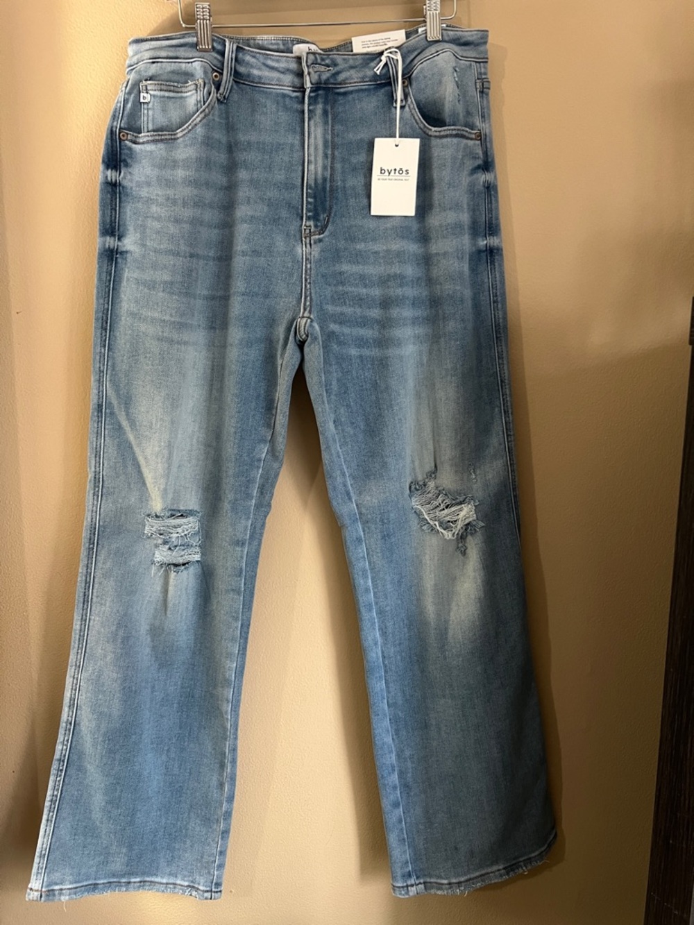 Bytos Distressed Light‑Wash Jeans – Size 16-18W
